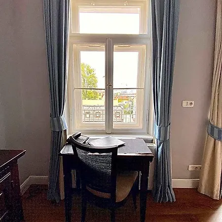 Nikolai 4* München