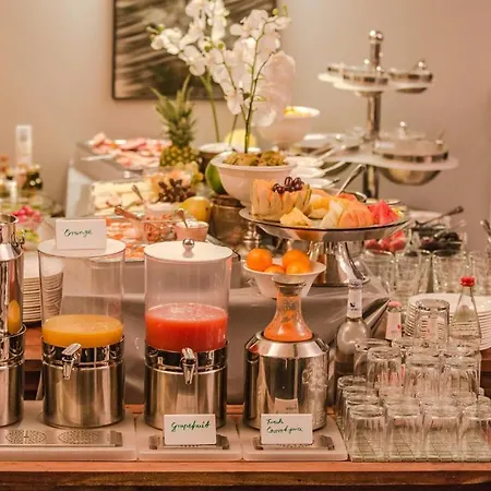 Hotel Nikolai 4*