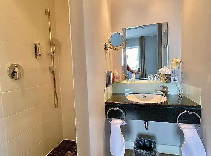 Nikolai Hotel 4*