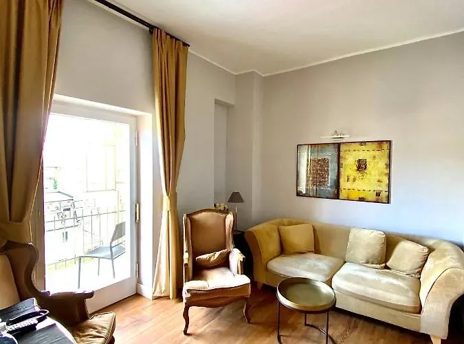 Nikolai Hotel 4*