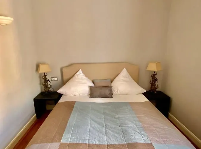 Hotel Nikolai 4*