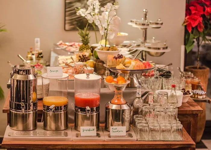 Hotel Nikolai 4*