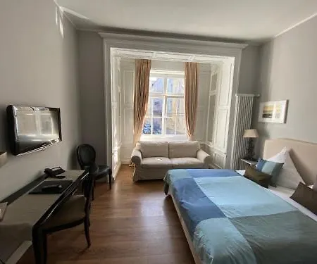 Nikolai Szálloda München