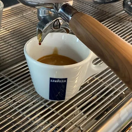 Nikolai Szálloda München