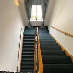 Nikolai Otel