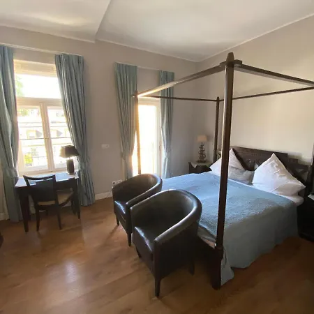 Nikolai Hotel